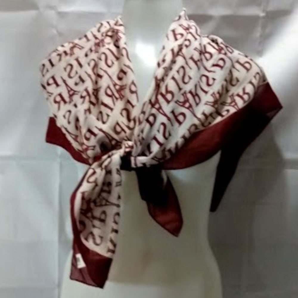 Patricia: Scarf